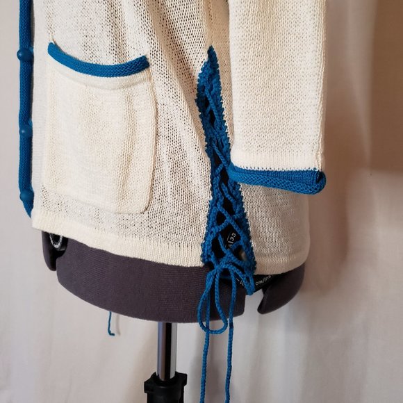 Laced Cardigan in Soft White and Blue Size Petite - Picture 2 of 8